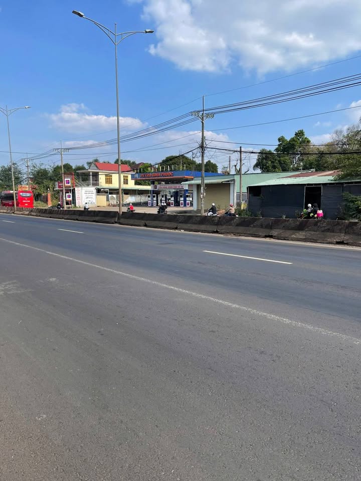 Đất mặt tiền đường ĐT 741, xã Tiến Hưng, 720m² giá 2.6 tỷ - Bán gấp cho khách thiện chí!