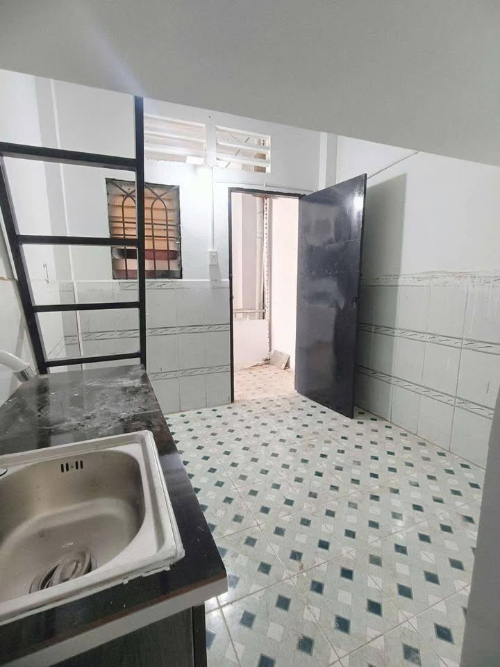 Phòng trọ Bình Chiểu Thủ Đức 20m² chỉ 2.2 triệu - An ninh, thoáng mát!