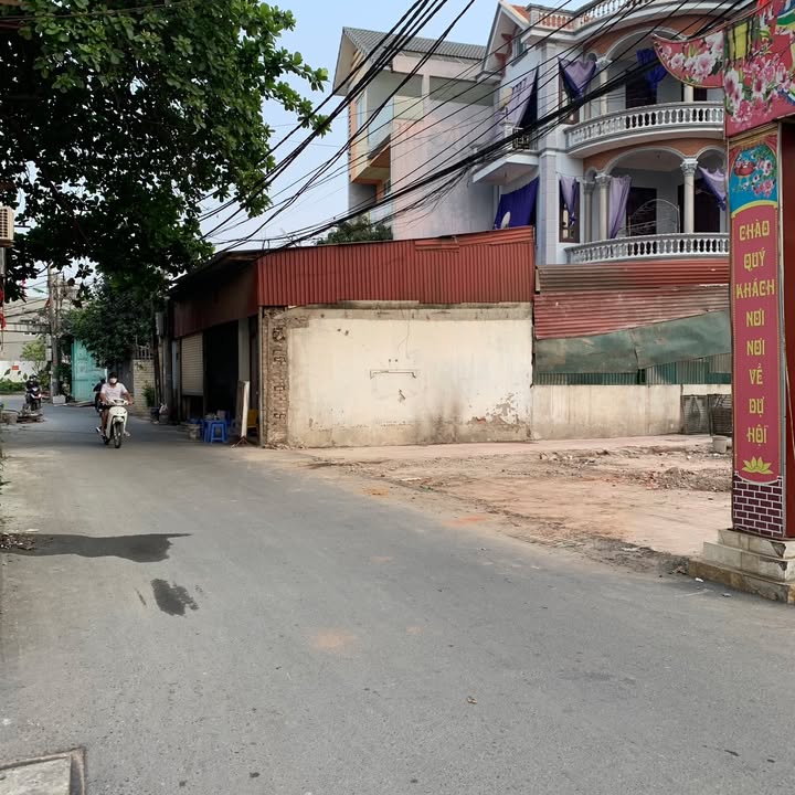 Đất Biên Giang Hà Đông 41m² giá 3 tỷ - Mặt tiền rộng, ô tô đỗ gần