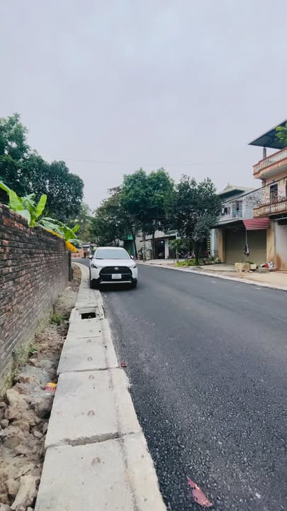 Đất Hồng Phong Chương Mỹ 100m² giá 6.2 tỷ - Mặt tiền đẹp, kinh doanh tốt!