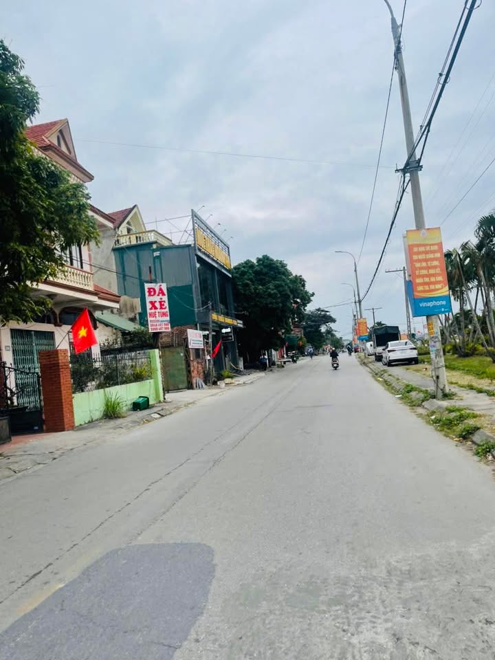 Đất mặt tiền kinh doanh Trưng Vương, Uông Bí 160m² giá chỉ 2 tỷ - Cơ hội đầu tư hấp dẫn!