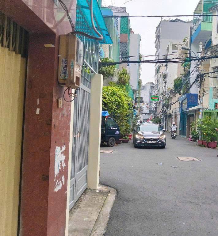 Nhà phố Trần Huy Liệu, Phú Nhuận 70m² giá 13.58 tỷ - Sổ hồng chính chủ, thương lượng tốt!