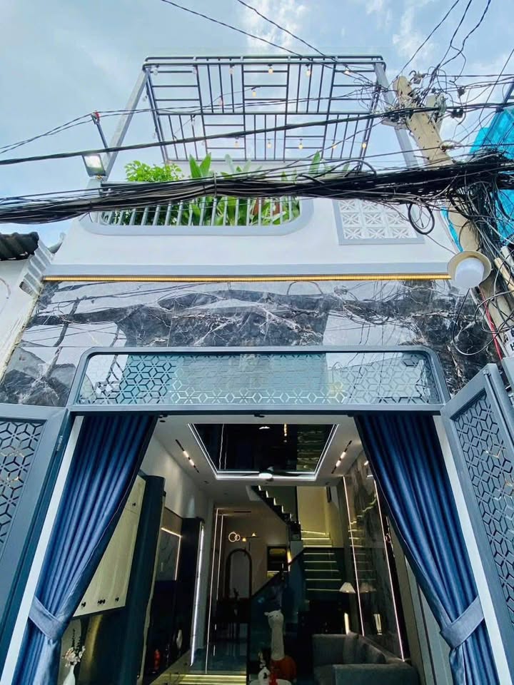 Nhà đẹp đường số 51, Gò Vấp 49.43m² giá 5.35 tỷ - Nội thất cao cấp tặng kèm!