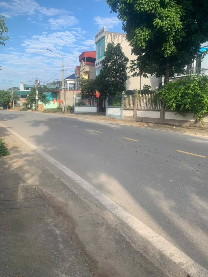 Đất thổ cư 199m² TDP Tân Kết, Thị trấn Thắng, Hiệp Hòa - Giá chỉ 2 tỷ VND!