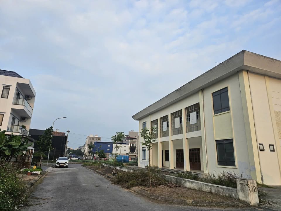 Đất biệt thự mặt đường Bình Than, Võ Cường, Bắc Ninh 142m² giá 20 tỷ - Địa điểm lý tưởng cho cuộc sống!