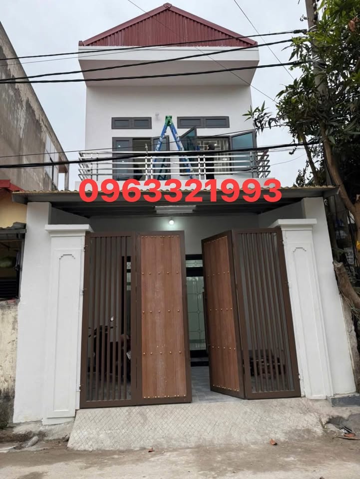 Nhà 2 tầng mặt đường Phố Muối, 105m² giá 4 tỷ - Kinh doanh thuận lợi!