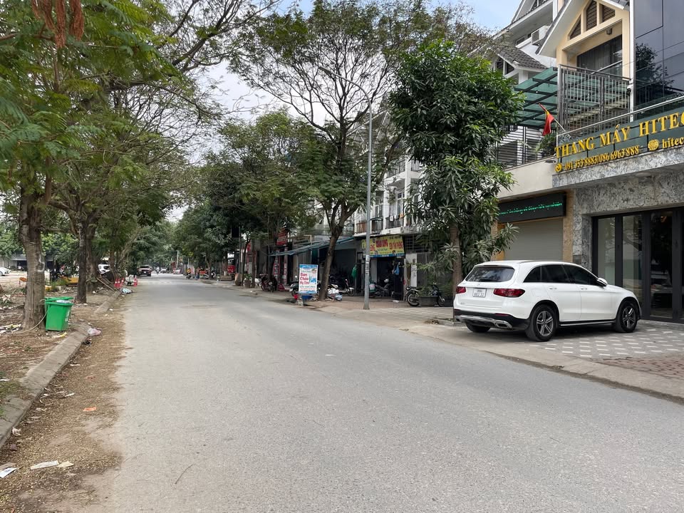 Nhà liền kề HUD Vân Canh 110m² giá 21 tỷ - Kinh doanh sầm uất ngay trục chính!