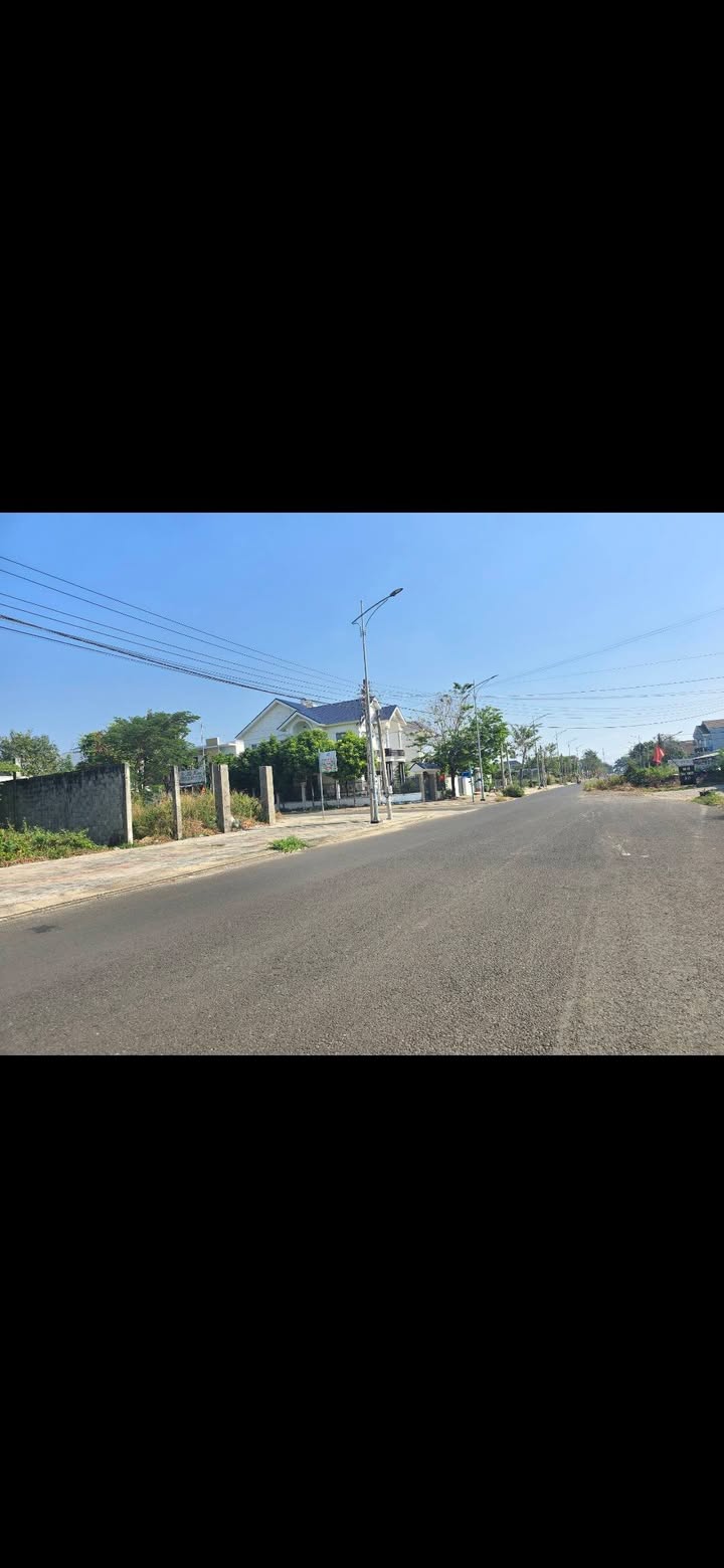 Lô góc 2 mặt tiền đường Bạch Đằng, Tân Phú 295m² giá 5 tỷ - Đầu tư sinh lời ngay!