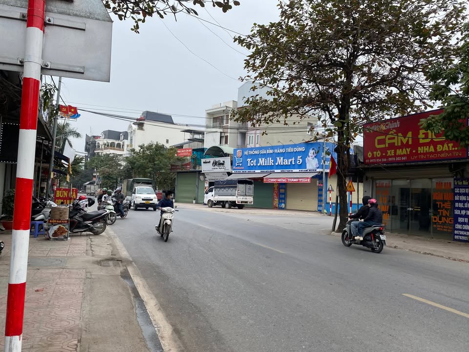 Kho xưởng cho thuê tại xã Tam Hưng, Thanh Oai - Diện tích 100m², giá tốt, kinh doanh thuận lợi!