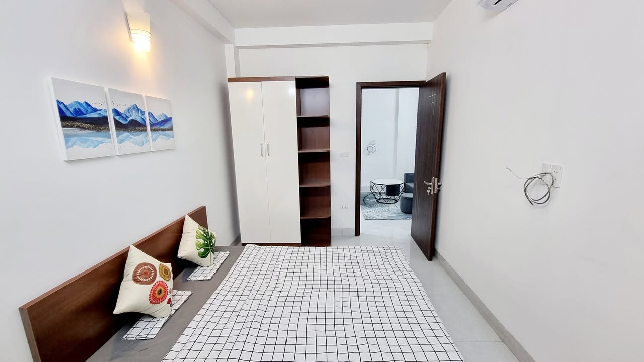 Nhà mặt đường Xuân Đỉnh 40m² giá 4 triệu - Ban công thoáng, ô tô đỗ cửa!