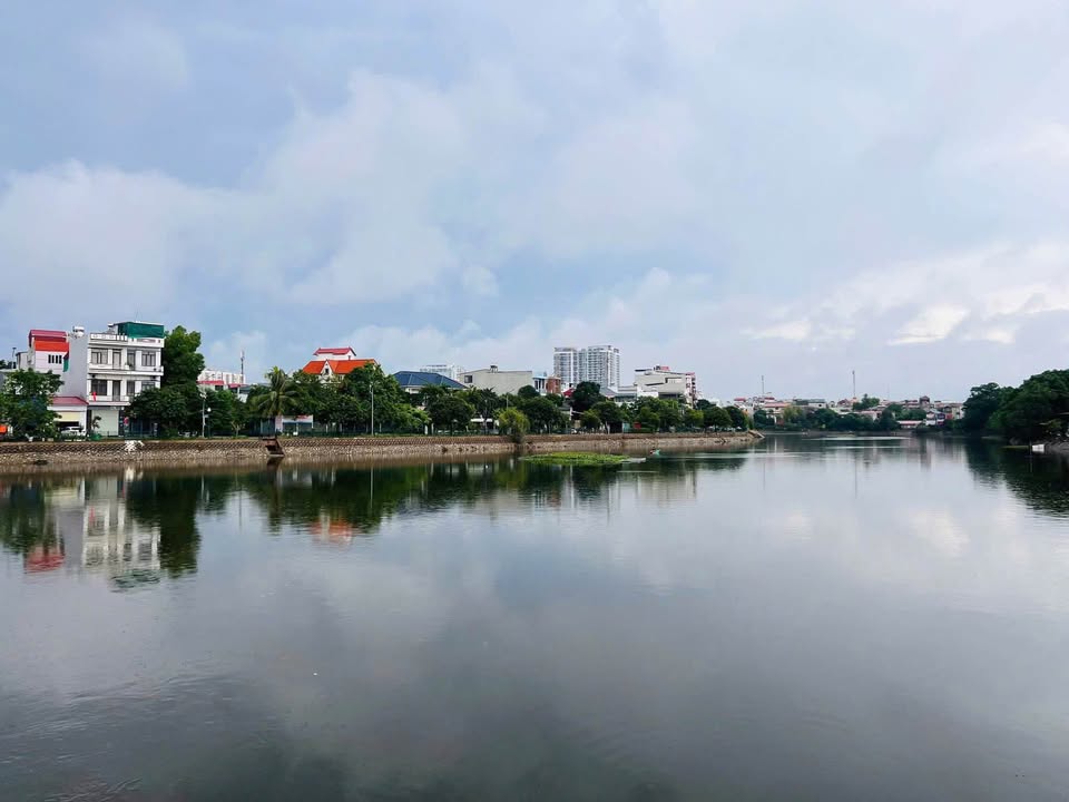 Đất nền góc trung tâm TP Bắc Giang 66m² giá chỉ 4 tỷ - Cơ hội đầu tư tuyệt vời!