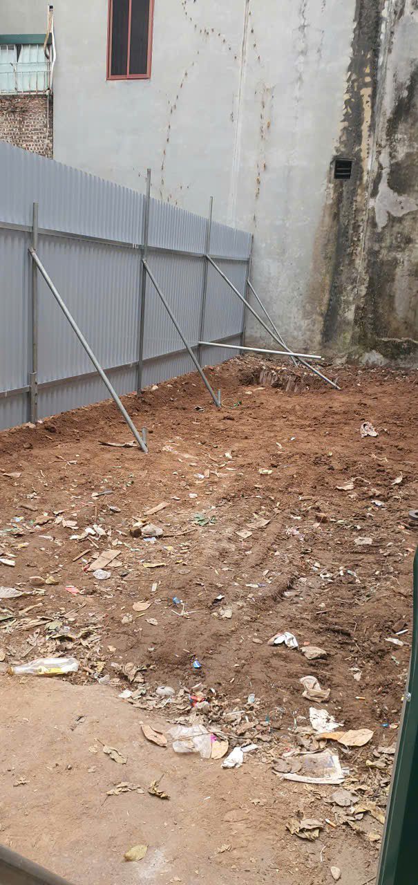 Bán đất thổ cư xã Phù Đổng, Gia Lâm 55m² giá 5 tỷ - Vị trí đẹp, giao thông thuận tiện!