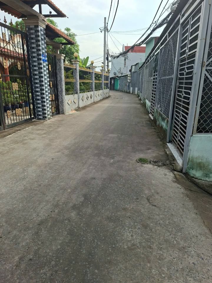 Nhà trọ 83m² tại Tân Túc - Đầu tư sinh lời với thu nhập 6 triệu/tháng