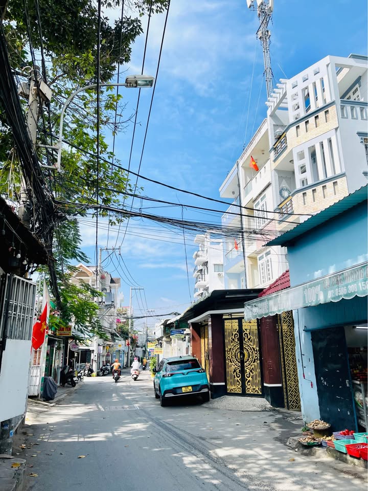 Đất xây CHDV, VP, KS mặt tiền đường 39 Thủ Đức 242m² giá 22 tỷ - Cơ hội đầu tư hấp dẫn!