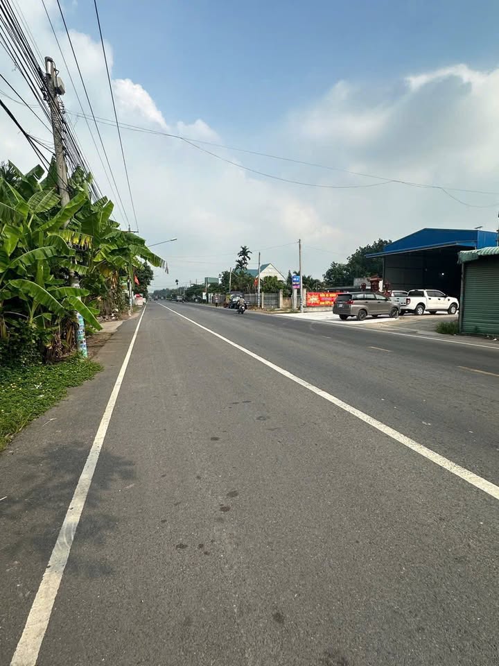 Đất nền Chánh Phú Hòa, Bến Cát, 424m² giá 3 tỷ - Mặt tiền 8m, vị trí đắc địa!