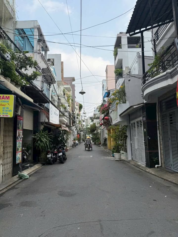 Nhà riêng Lê Văn Sỹ, Tân Bình 79m² giá 18 tỷ - Đầu tư sinh lời cao!