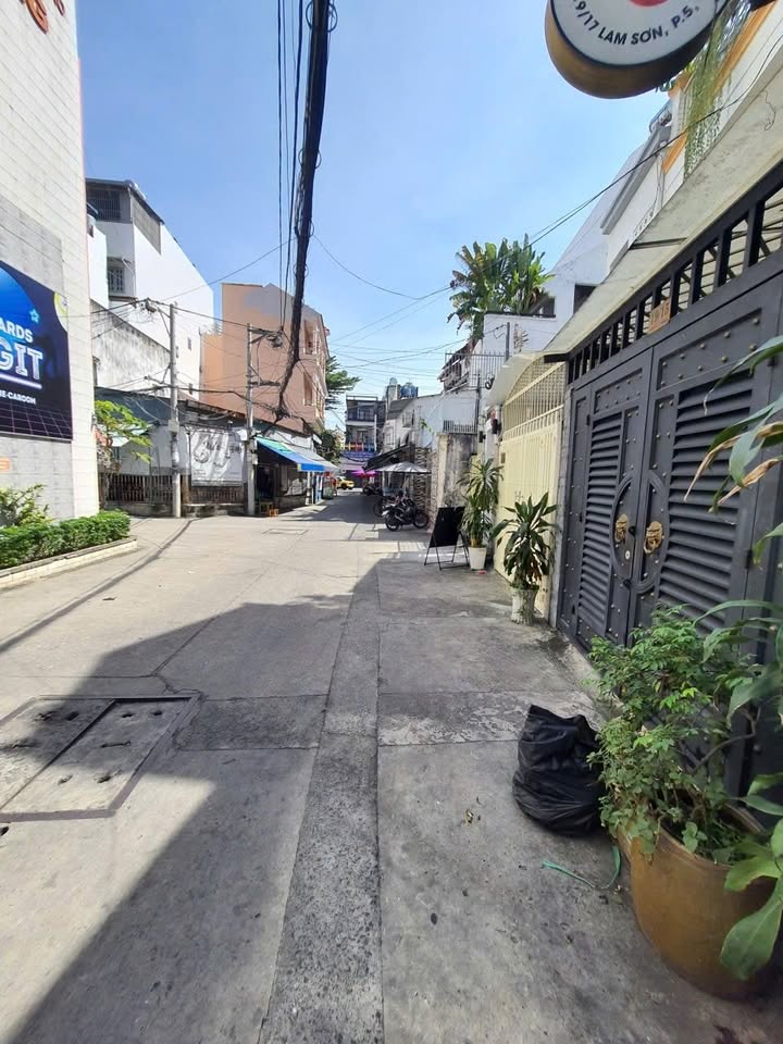 Nhà bán hẻm Lam Sơn, Phú Nhuận 19m² giá 3.78 tỷ - Sổ hồng chính chủ