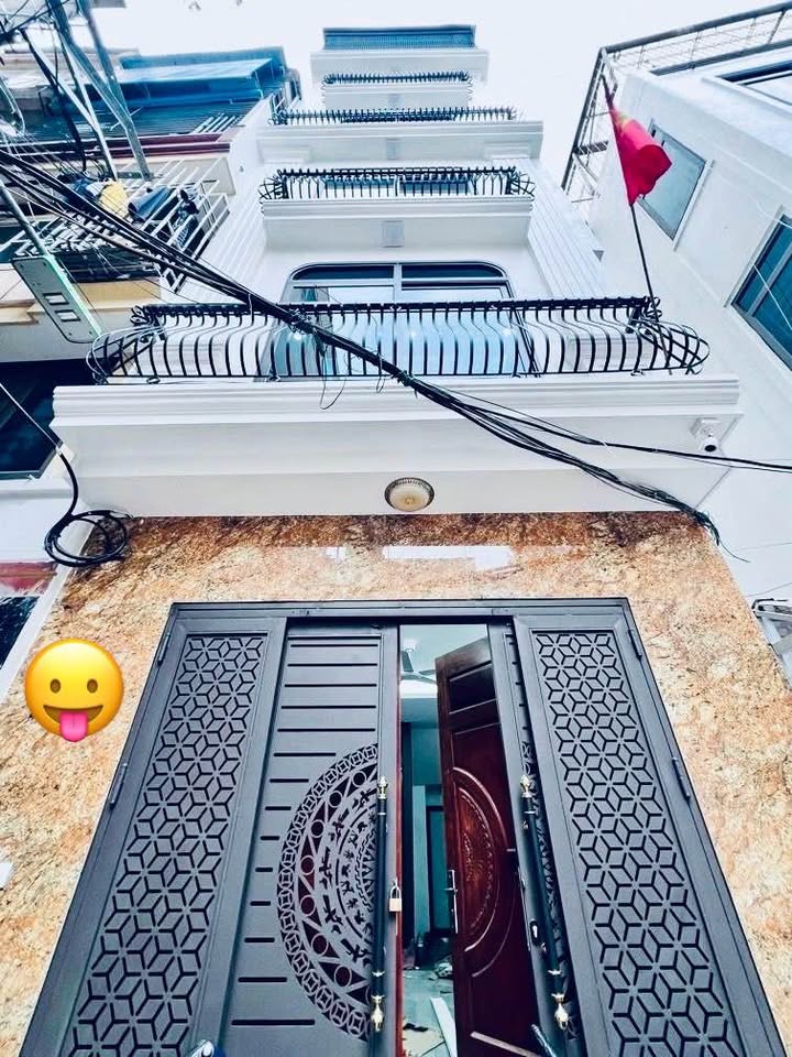 Nhà 6 tầng tại Nghĩa Tân, Cầu Giấy - 39m² giá 9 tỷ - Đầu tư sinh lời tốt!