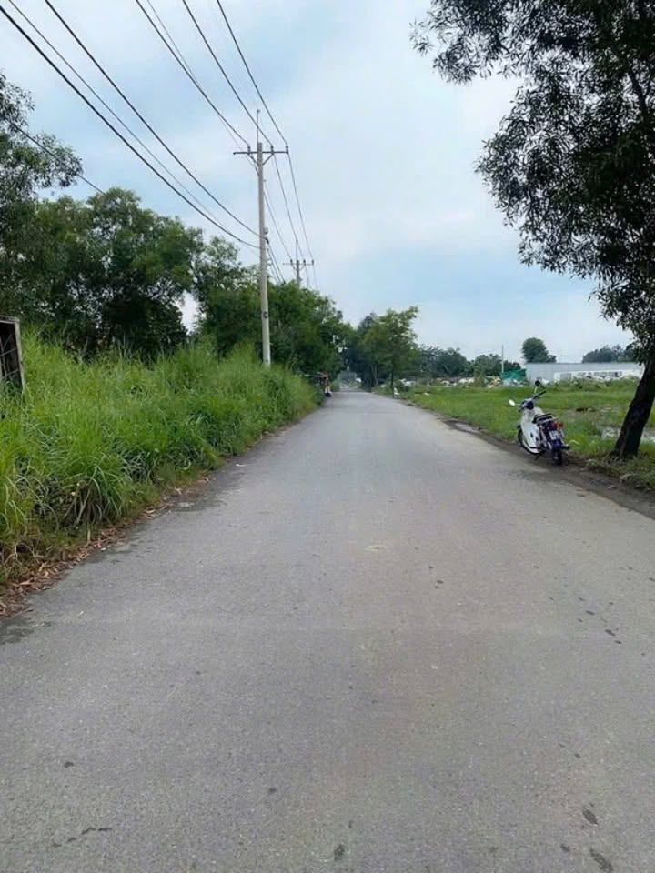 Đất 2 mặt tiền đường nhựa 107 - Tân Thạnh Đông, Củ Chi 2000m² giá 18 tỷ - Cơ hội đầu tư vàng!