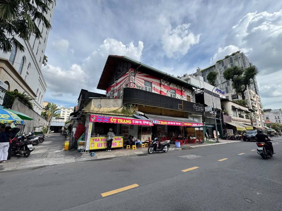 Khách sạn 3 sao tại Quận 3, TP.HCM - Diện tích 336m², giá 270 tỷ - Cơ hội đầu tư hấp dẫn!