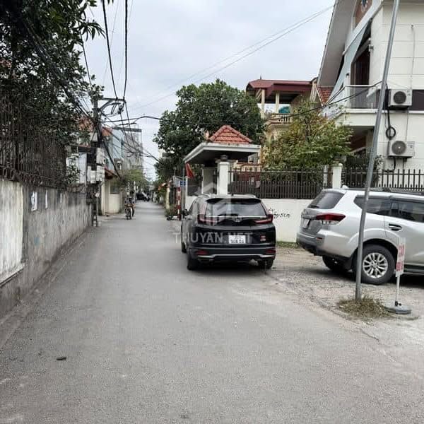 Nhà Góc 46,6m² Đông Dư giá 7.7 tỷ - Cơ hội đầu tư kinh doanh đỉnh cao!