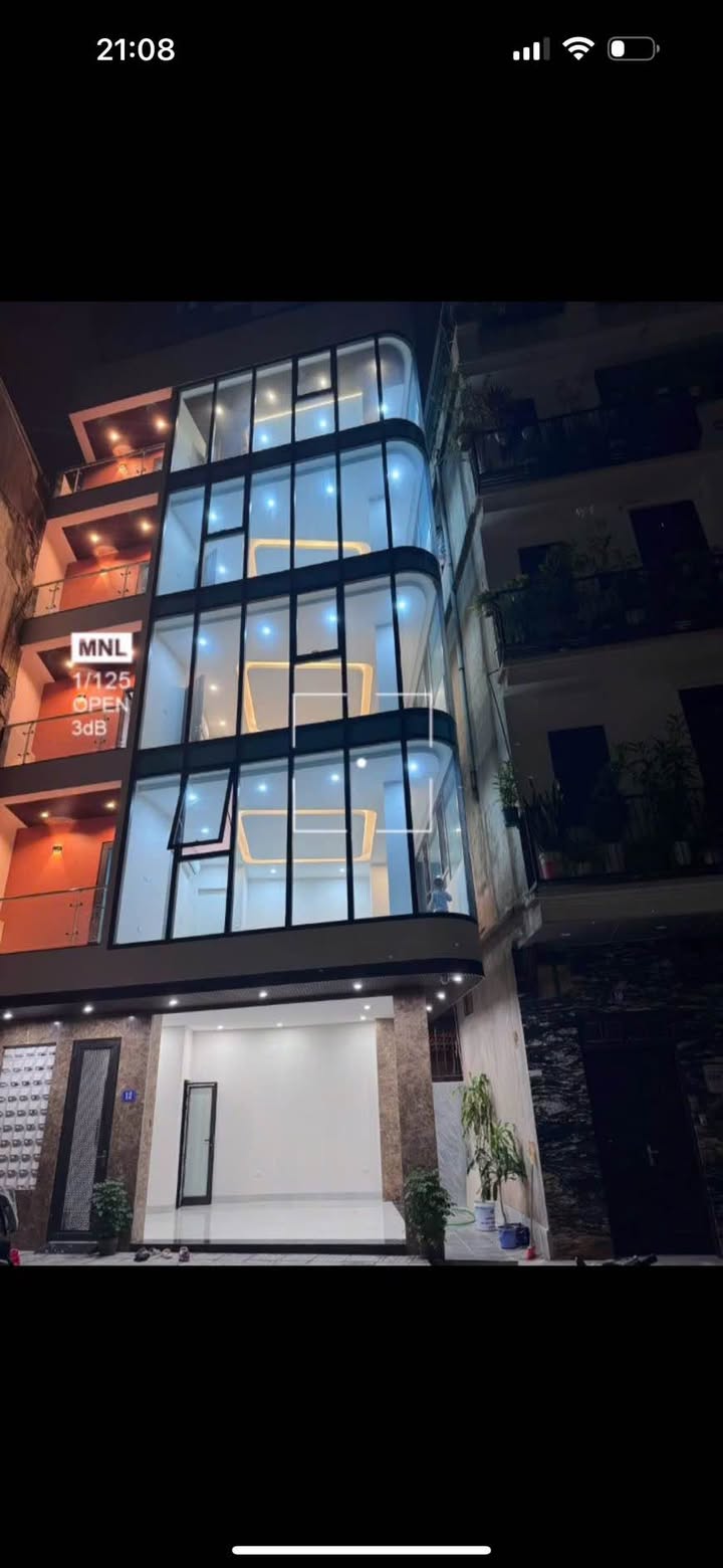 Nhà phố Phương Mai - Đống Đa 45m² giá 40 triệu - Mặt phố thang máy mới 100%!