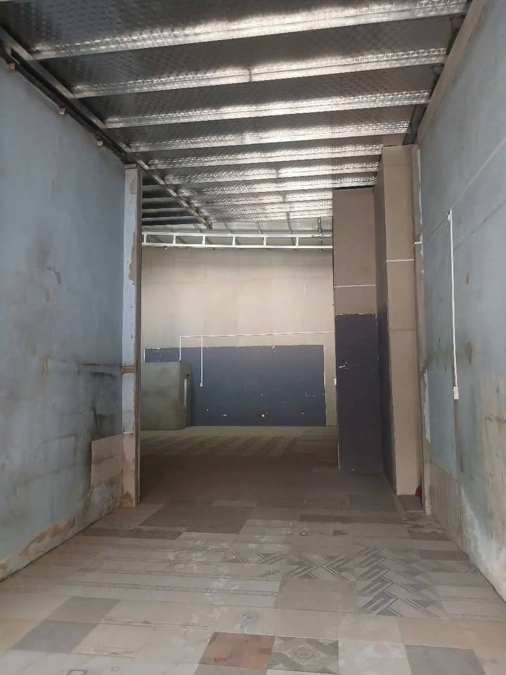 Cho thuê mặt bằng kinh doanh tại Dĩ An 150m² - Mặt tiền đắc địa, giá chỉ 13 triệu!