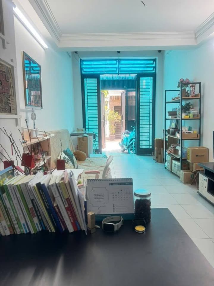 Nhà phố Tân Bình 42m² giá 6 tỷ - Vị trí trung tâm tiện ích đầy đủ!
