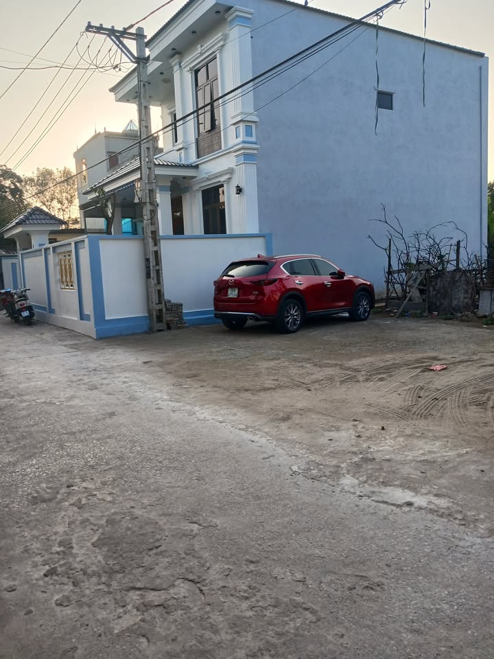 Đất nền Quảng Hải 220m² giá 900 triệu - Mặt tiền 12m, giao thông thuận lợi!