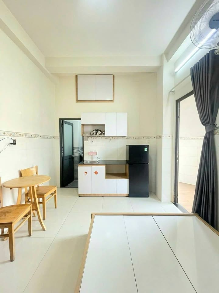 Nhà cho thuê tại 32 Hoàng Hoa Thám, Tân Bình - Giá 5.2 triệu, Full nội thất, thương lượng!