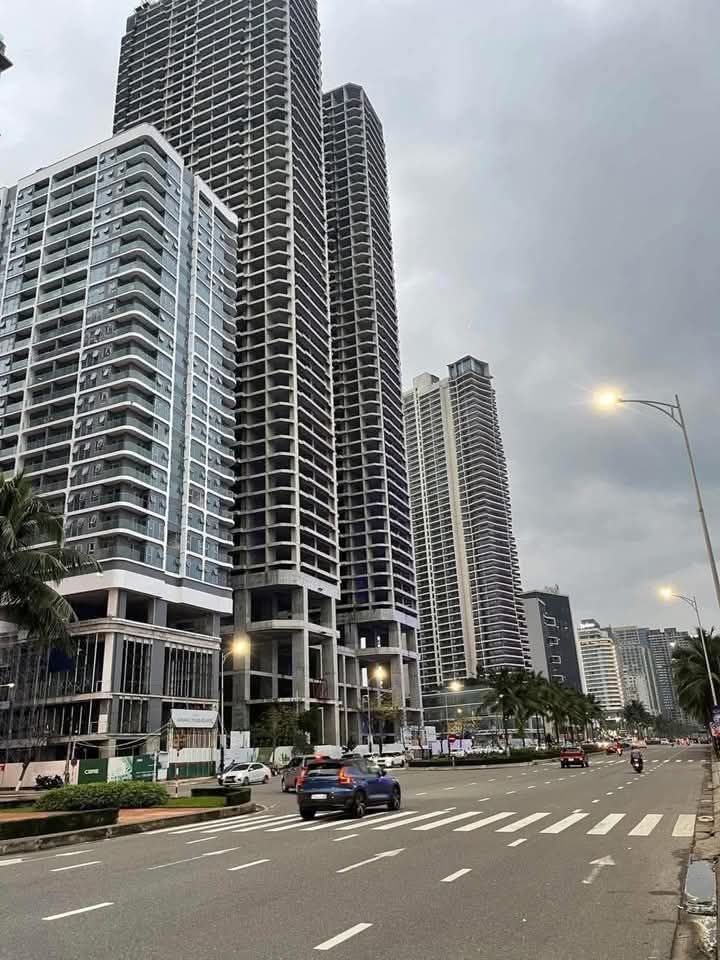 Căn Villa 4 tầng Phước Trường, Đà Nẵng 80m² giá 17.9 tỷ - Vị trí đắc địa gần biển!