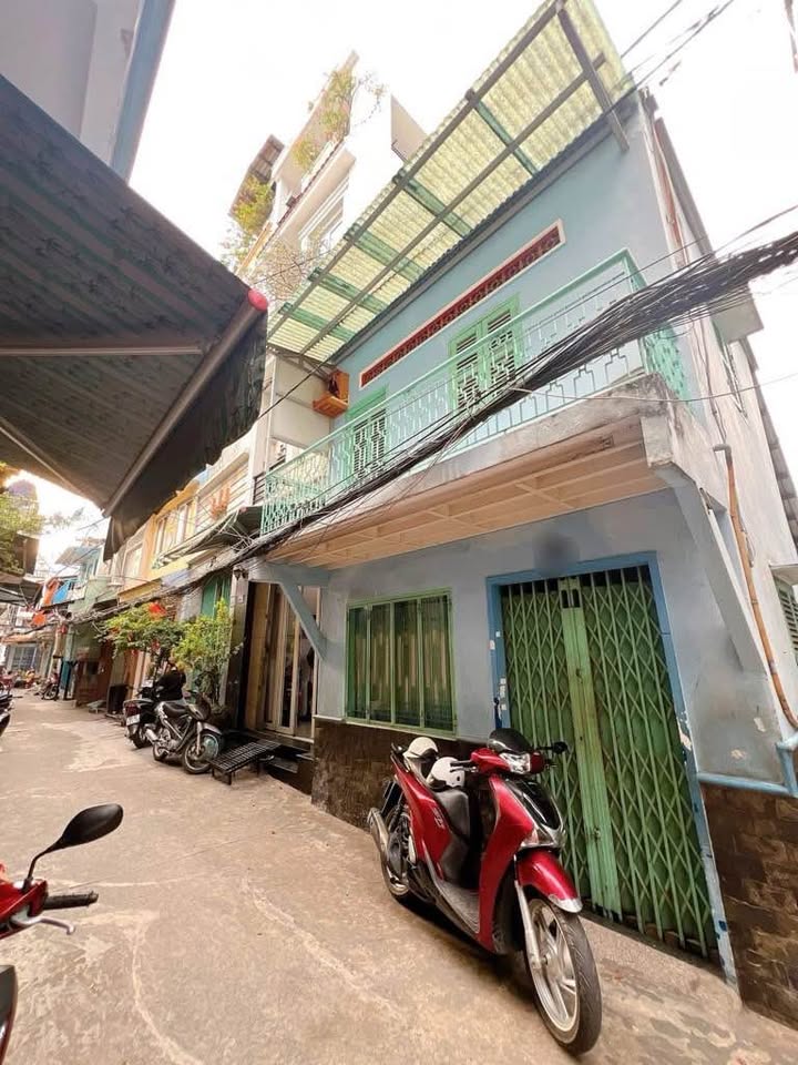 Nhà 2 tầng hẻm xe hơi - 46m² giá 7 tỷ tại quận 11 - Căn góc 3 mặt thoáng