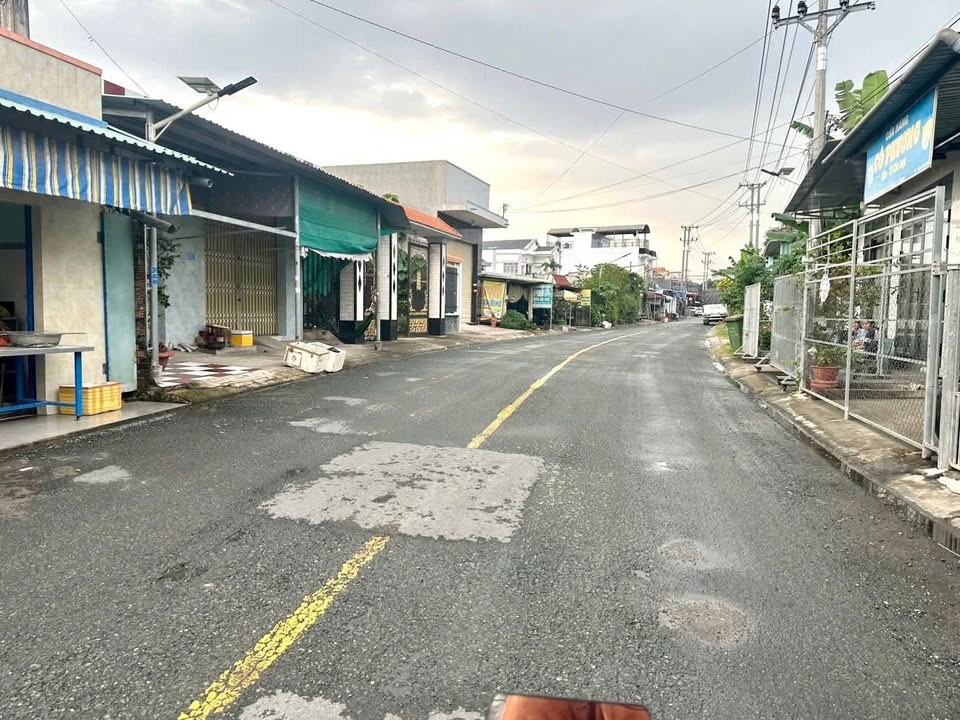 Đất thổ cư 843m² tại Long Bình, Bến Lức - Giá 4.5 tỷ, thương lượng ngay!