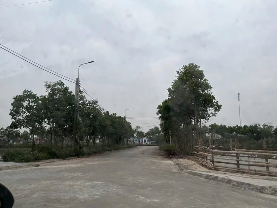 Mặt bằng cho thuê tại Dân Lý, Triệu Sơn - Đối diện cây xăng, đầy đủ tiện ích!