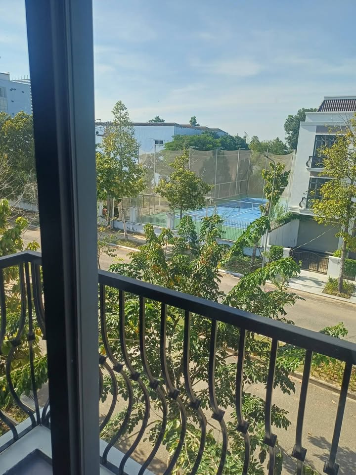 Nhà phố Vĩnh Mỹ Châu Đốc 115m² giá chỉ 3.9 tỷ - Sẵn sàng vào ở ngay!