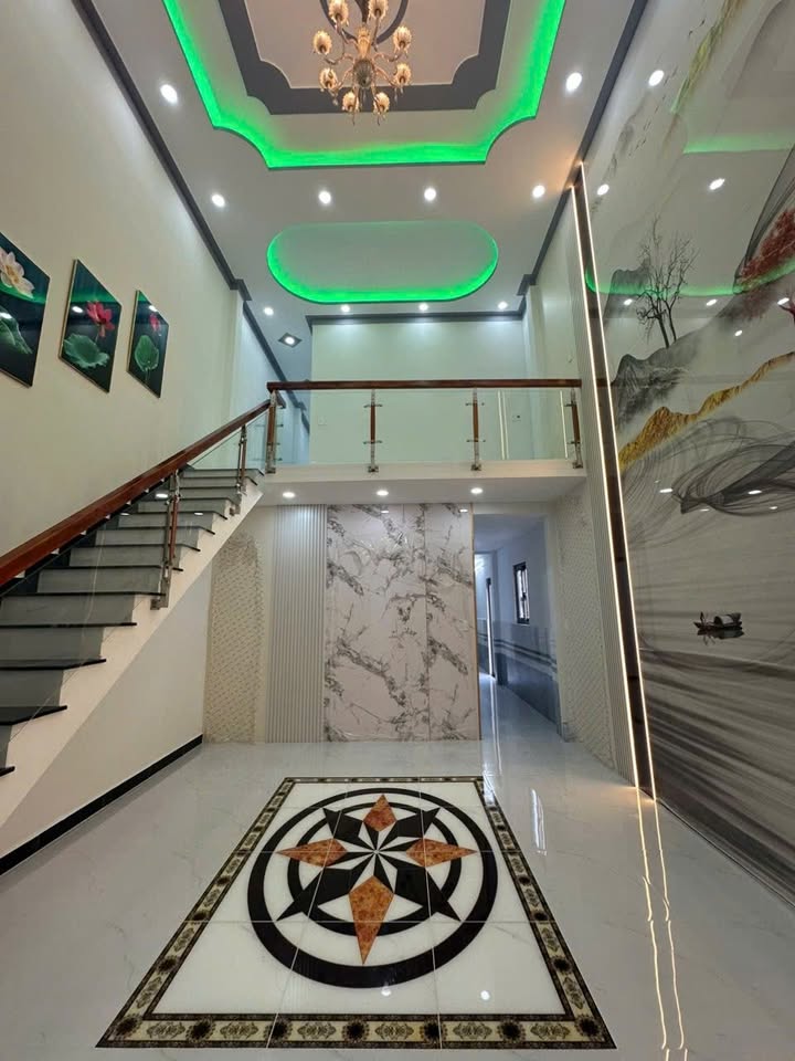 Nhà bán Bình Chánh 67.5m² giá 2.69 tỷ - Nhà góc hai mặt tiền, thuận tiện kinh doanh