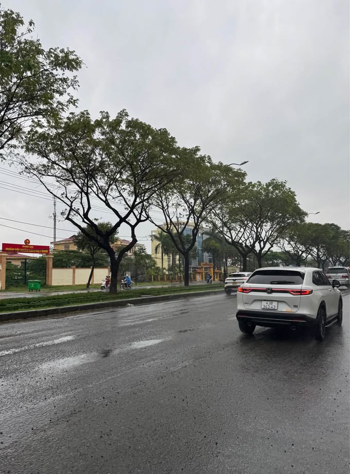 Mặt tiền Lê Văn Hiến 440m² giá 36 tỷ - Quỹ đất vàng kinh doanh đỉnh!