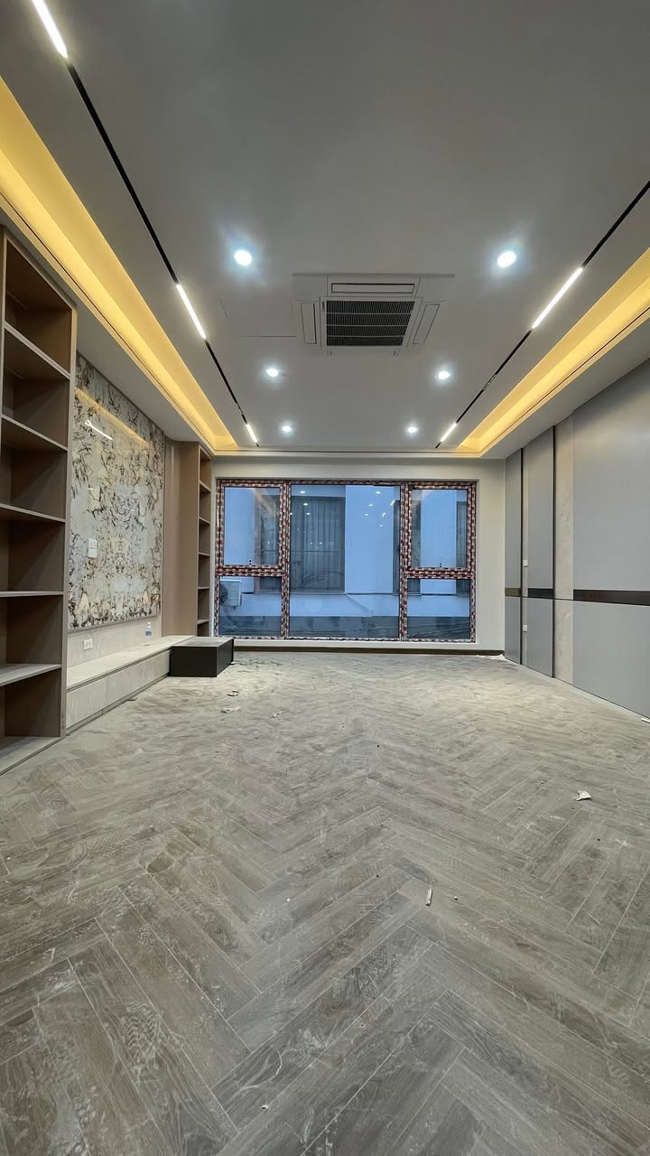 Nhà phố Ngọc Thụy, Long Biên 50m² giá thỏa thuận - Vị trí đắc địa, ô tô tránh!