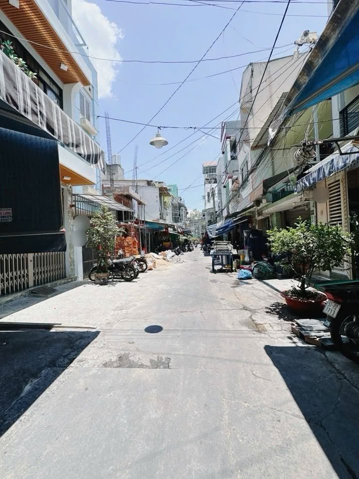 Nhà riêng Quận 10, 22m² giá 4.65 tỷ - Vị trí đẹp, vừa ở vừa kinh doanh!