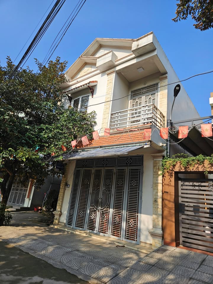 Nhà 2 tầng cho thuê khu phố Vũ Thanh Miếu, 5 triệu/tháng - Tiện ích đầy đủ!