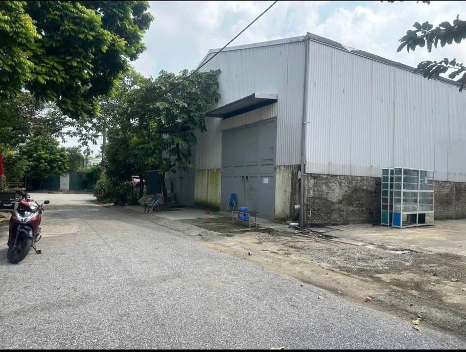 Kho nhà xưởng 240m² tại Khu tái định cư Đông Dư, Gia Lâm - Cho thuê lâu dài, giá tốt!