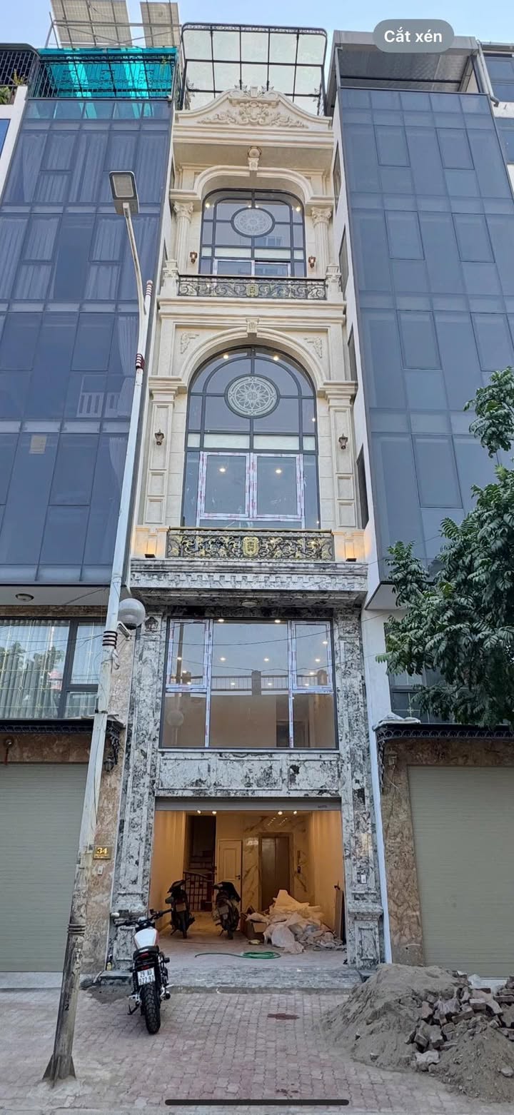 FrontHouse Đàm Quang Trung Long Biên 55m² giá 23 tỷ - Kinh doanh đỉnh cao!