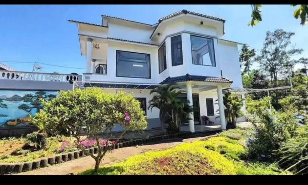 Nhà đẹp đường Phó Đức Chính, Bảo Lộc 250m² giá 5.5 tỷ - Thiết kế hiện đại, vào ở ngay!