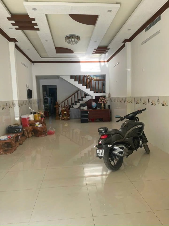 Nhà mặt tiền Phạm Ngọc Thạch Đà Lạt 120m² giá 6.5 tỷ - Kinh doanh sầm uất!