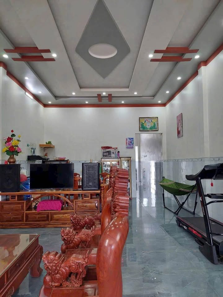 Nhà mặt tiền N'Thôn Hạ Đức Trọng 75m² giá 2.55 tỷ - Sẵn sàng cho bạn!