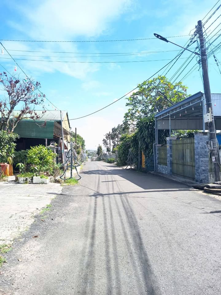 Đất nền Bảo Lộc 440m² giá 3 tỷ - Đầu tư xây nhà sân vườn lý tưởng!