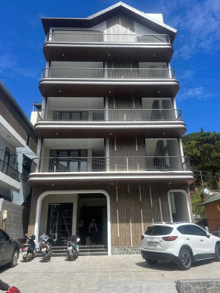 Cho thuê văn phòng đường Vạn Hạnh, Đà Lạt - Diện tích 100m², giá chỉ 15 triệu/tháng!