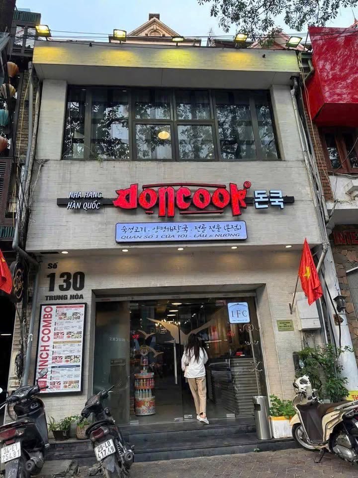 Cho thuê mặt bằng mặt phố Trung Hòa, Cầu Giấy 140m² - Kinh doanh sầm uất!