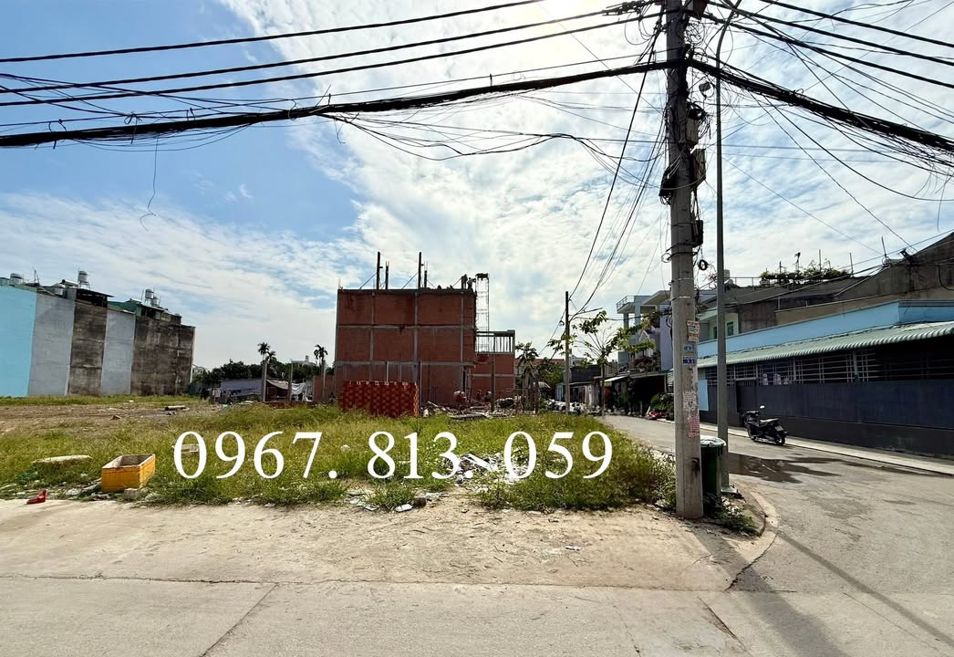 Đất nền góc 2 mặt tiền đường Tô Ngọc Vân, quận 12, 80m² giá 4.95 tỷ - Tiềm năng đầu tư lớn!