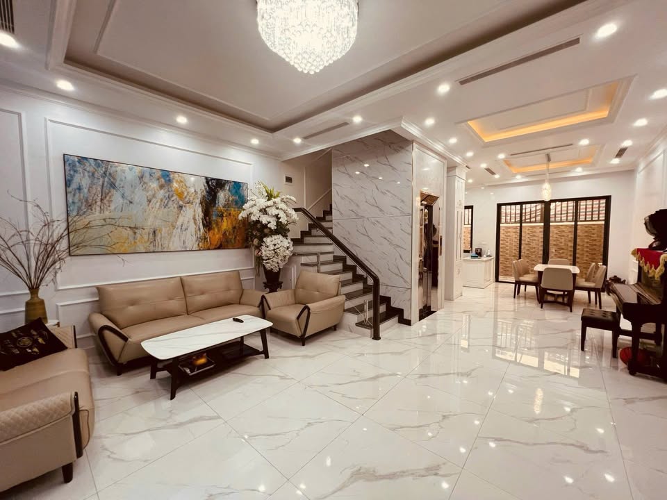 Nhà phố Vin Marina Hải Phòng 90m² giá 14 tỷ - Hoàn thiện đẹp lung linh, vào ở ngay!